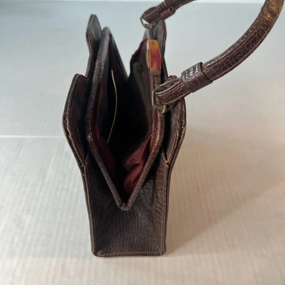 Vintage Gaymode Crocodile Or Alligator Purse Handbag‎ Bakelite Clasp